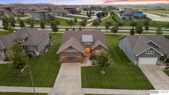 11005 S 186th Avenue, Omaha, NE 68136