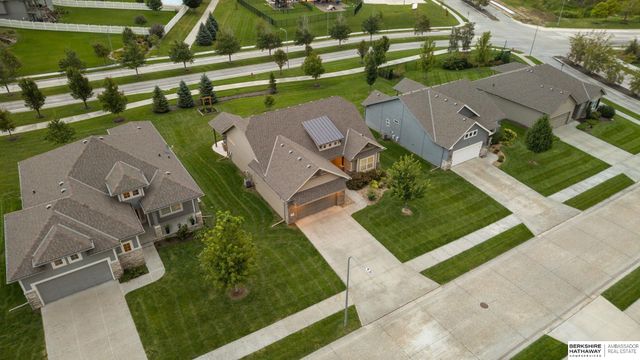 11005 S 186th Avenue, Omaha, NE 68136