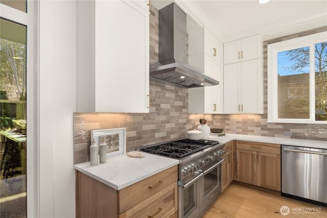 13004 NE 112th Street, Kirkland, WA 98033