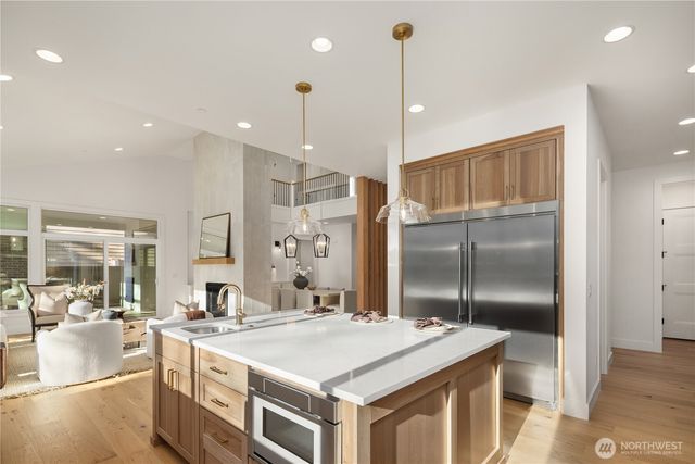 13004 NE 112th Street, Kirkland, WA 98033