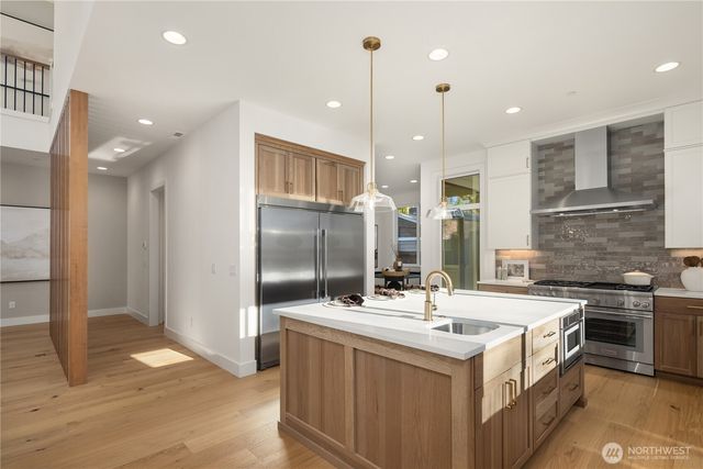 13004 NE 112th Street, Kirkland, WA 98033