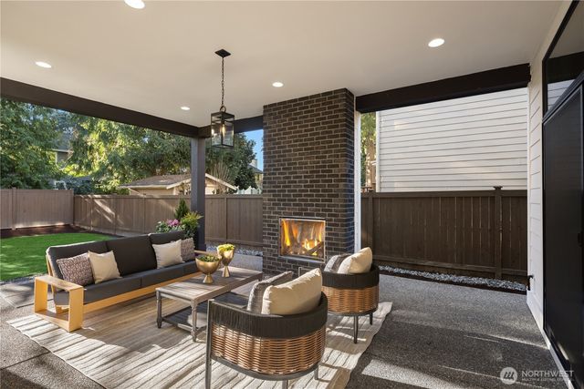 13004 NE 112th Street, Kirkland, WA 98033