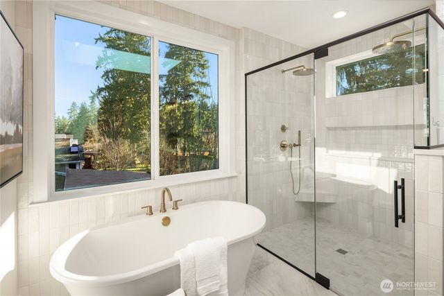 13004 NE 112th Street, Kirkland, WA 98033