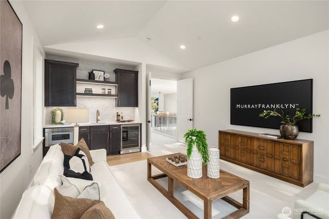 13004 NE 112th Street, Kirkland, WA 98033