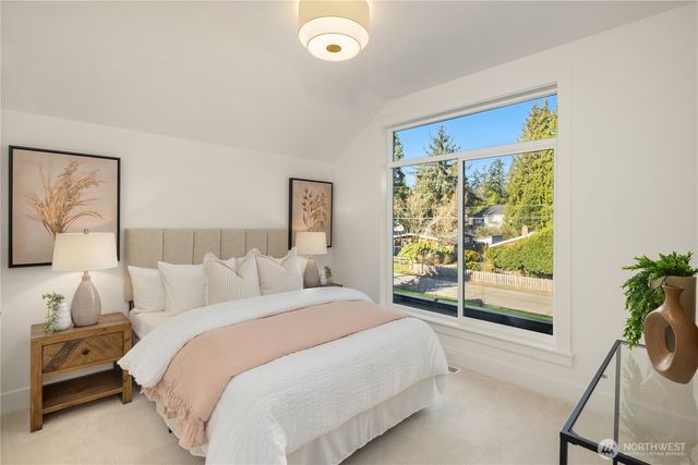 13004 NE 112th Street, Kirkland, WA 98033