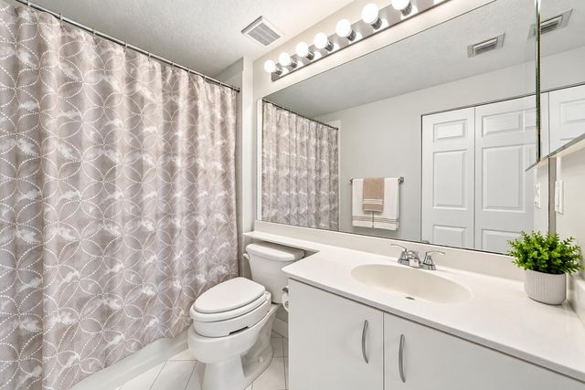 7755 Yardley Drive 410, Tamarac, FL 33321