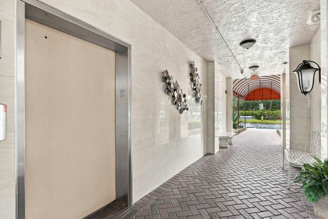 7755 Yardley Drive 410, Tamarac, FL 33321