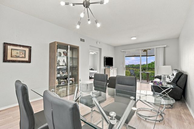 7755 Yardley Drive 410, Tamarac, FL 33321
