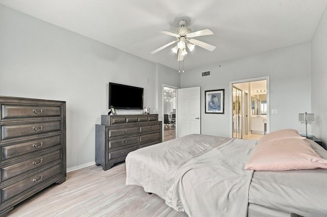 7755 Yardley Drive 410, Tamarac, FL 33321
