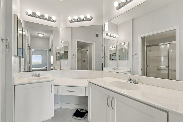 7755 Yardley Drive 410, Tamarac, FL 33321