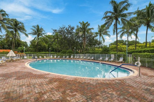 7755 Yardley Drive 410, Tamarac, FL 33321