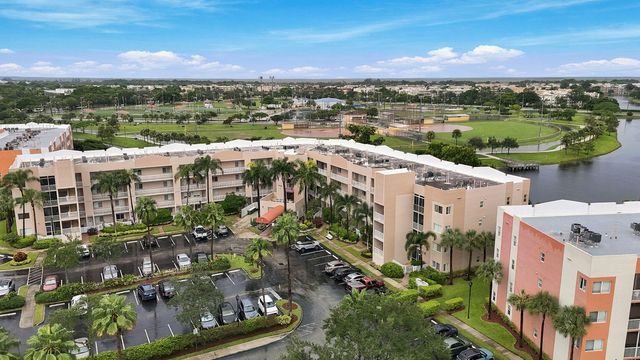 7755 Yardley Drive 410, Tamarac, FL 33321