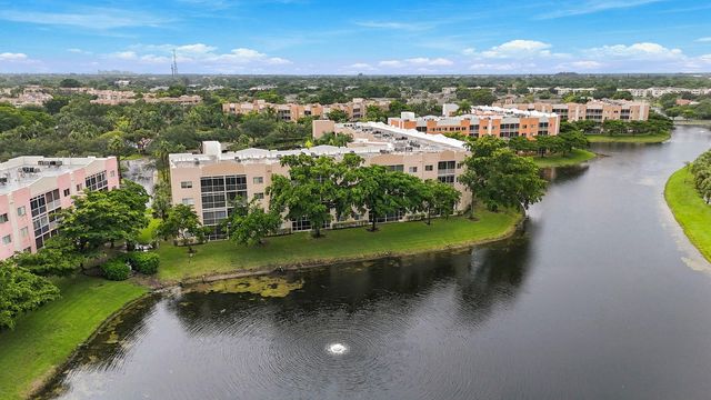 7755 Yardley Drive 410, Tamarac, FL 33321
