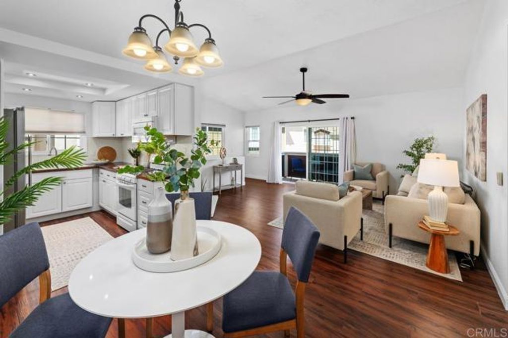 10170 PALM GLEN DR 46, Santee, CA 92071