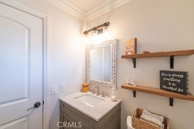 8636 Rancho Cerona Drive, Paramount, CA 90723