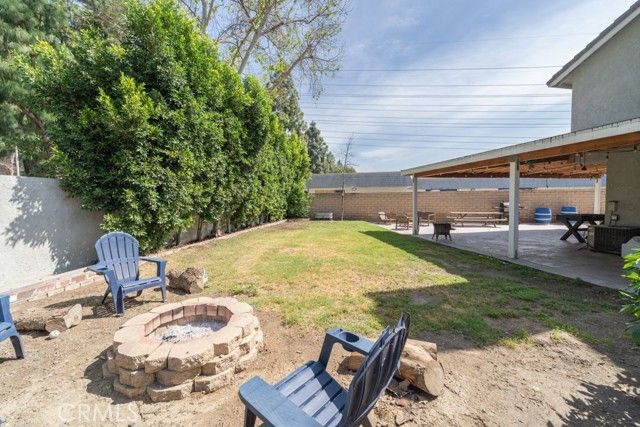 8636 Rancho Cerona Drive, Paramount, CA 90723