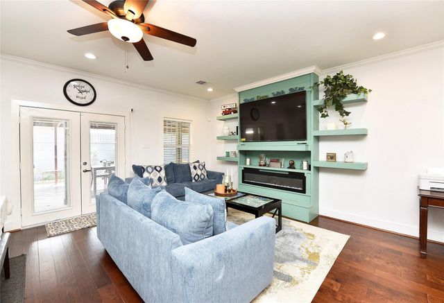 7954 Sparta Street, Houston, TX 77028