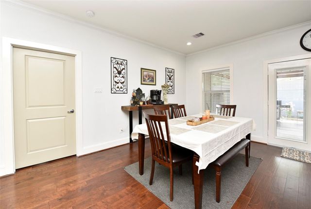 7954 Sparta Street, Houston, TX 77028
