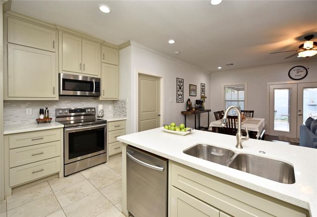 7954 Sparta Street, Houston, TX 77028