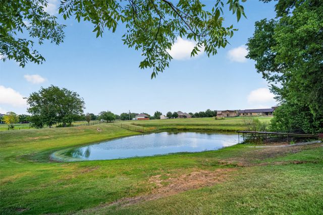 12070 Lake Trail Drive, Copper Canyon, TX 76226