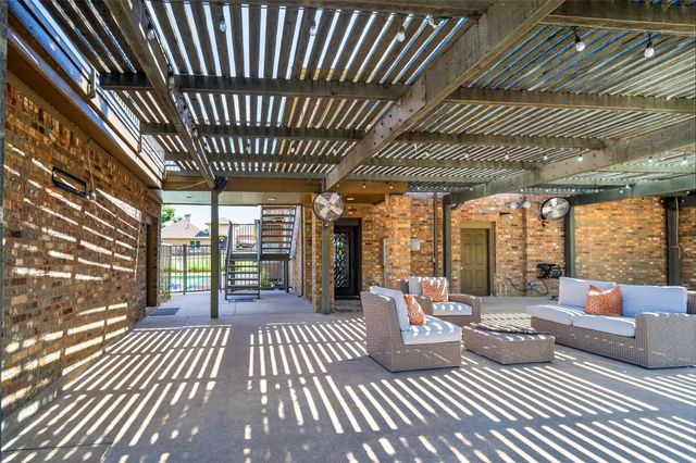 12070 Lake Trail Drive, Copper Canyon, TX 76226