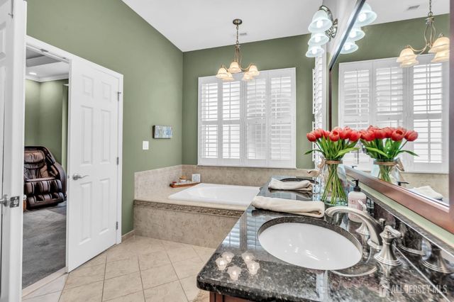 117 Kings Mill Road, Monroe, NJ 08831
