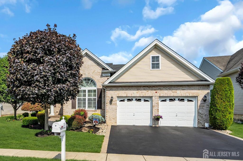 117 Kings Mill Road, Monroe, NJ 08831