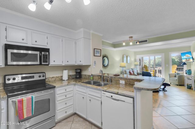 2509 W Fort Macon Road 102-B, Atlantic Beach, NC 28512