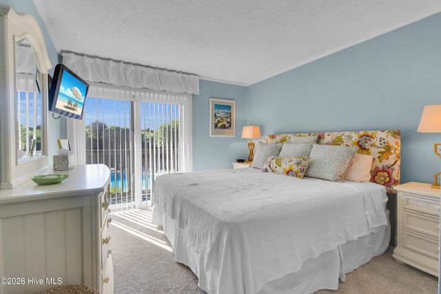 2509 W Fort Macon Road 102-B, Atlantic Beach, NC 28512