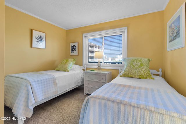 2509 W Fort Macon Road 102-B, Atlantic Beach, NC 28512