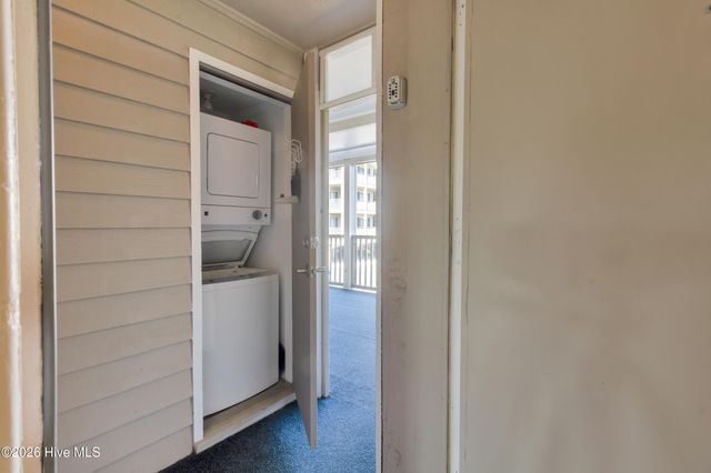 2509 W Fort Macon Road 102-B, Atlantic Beach, NC 28512