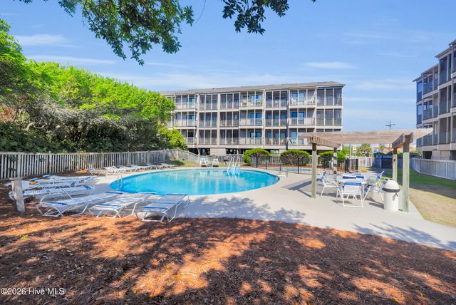 2509 W Fort Macon Road 102-B, Atlantic Beach, NC 28512