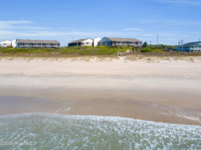 2509 W Fort Macon Road 102-B, Atlantic Beach, NC 28512