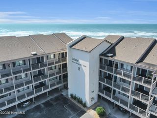 2509 W Fort Macon Road 102-B, Atlantic Beach, NC 28512