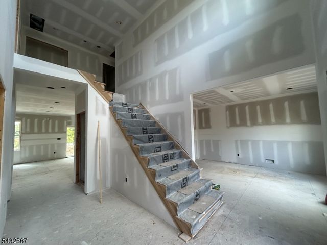 6 Chamberlain Ln, Mount Olive Twp., NJ 07828
