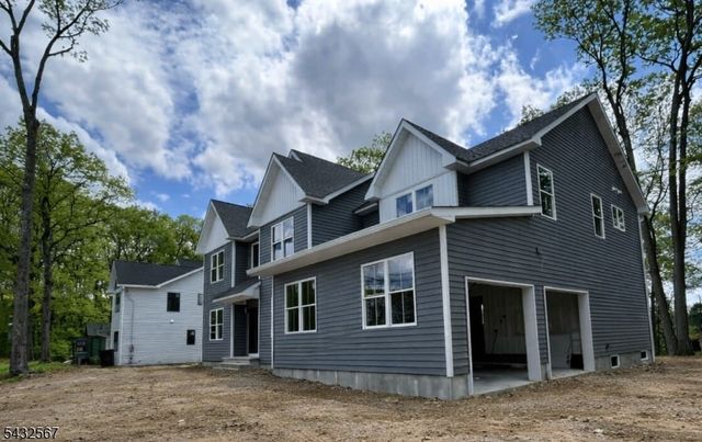 6 Chamberlain Ln, Mount Olive Twp., NJ 07828