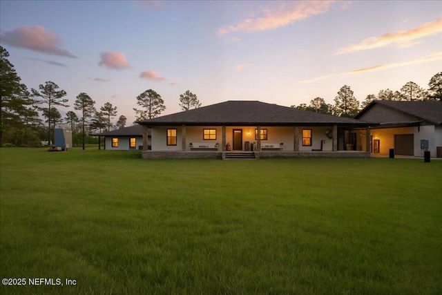 14189 GLEN FARMS Drive, Glen St. Mary, FL 32040