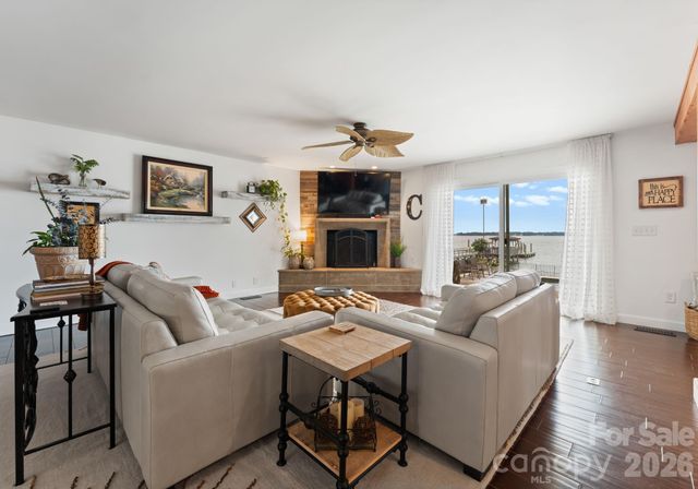 20732 Eastpoint Drive, Cornelius, NC 28031