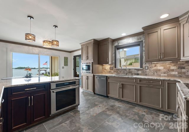 20732 Eastpoint Drive, Cornelius, NC 28031