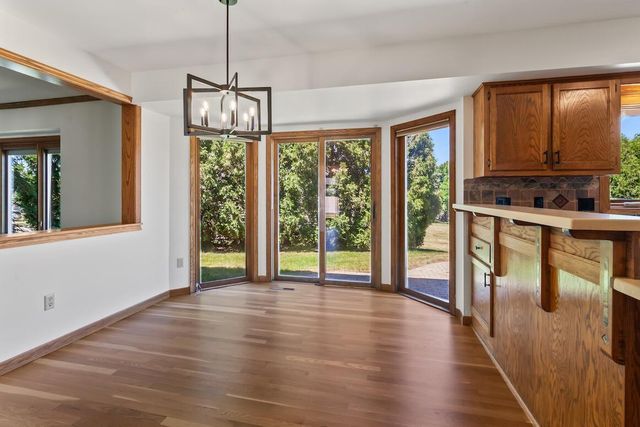 2230 Stony Ridge DRIVE, Waukesha, WI 53189