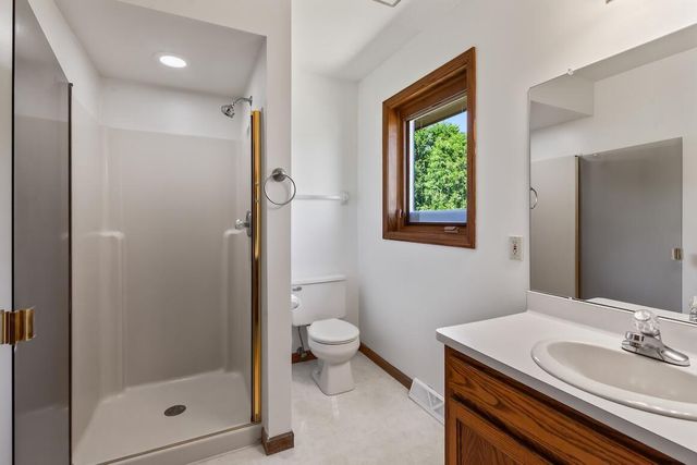 2230 Stony Ridge DRIVE, Waukesha, WI 53189