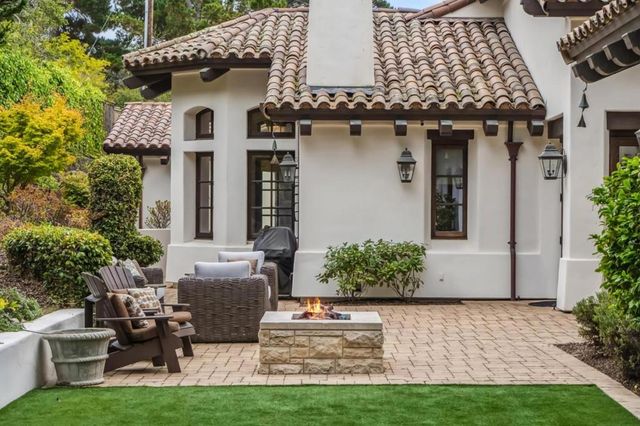 1425 Oleada Road, Pebble Beach, CA 93953