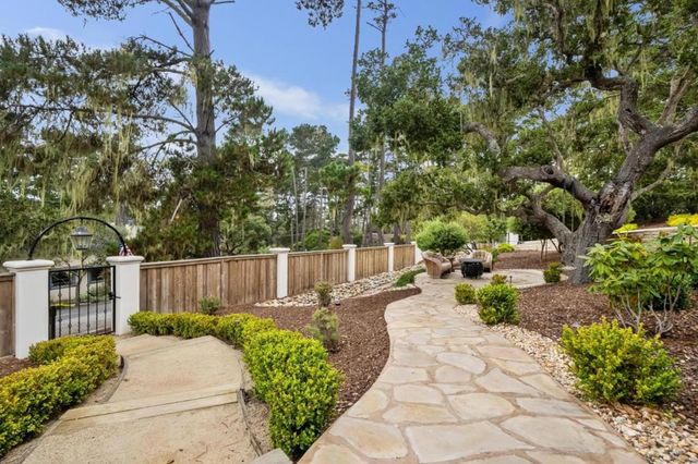 1425 Oleada Road, Pebble Beach, CA 93953