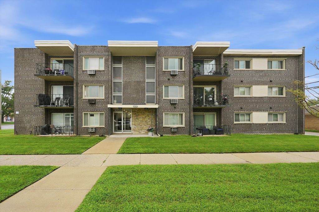 3158 W 88th Street 103, Evergreen Park, IL 60805