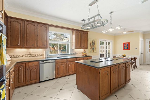 1514 Kings Castle Drive, Katy, TX 77450