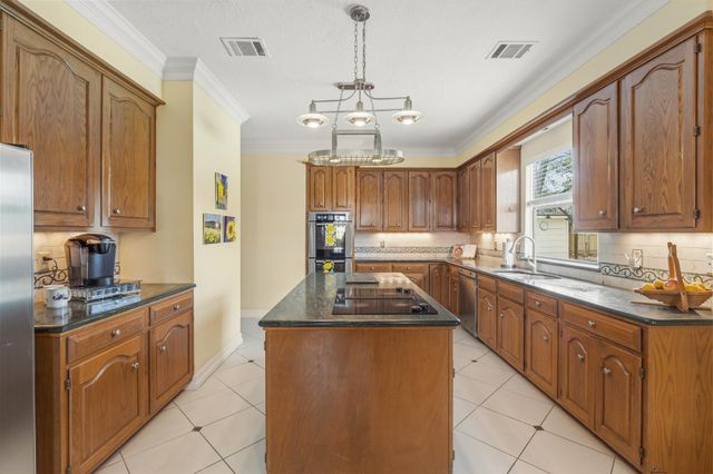 1514 Kings Castle Drive, Katy, TX 77450