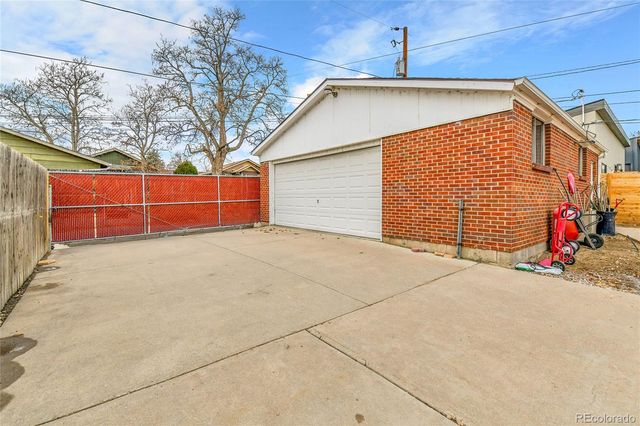 3929 Lipan Street, Denver, CO 80211