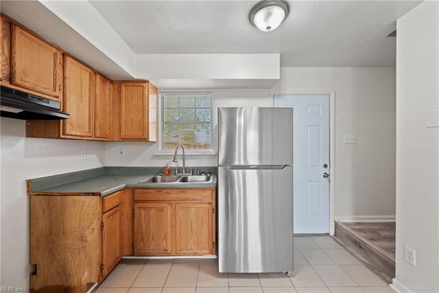 3110 Deep Creek BLVD, Portsmouth, VA 23704