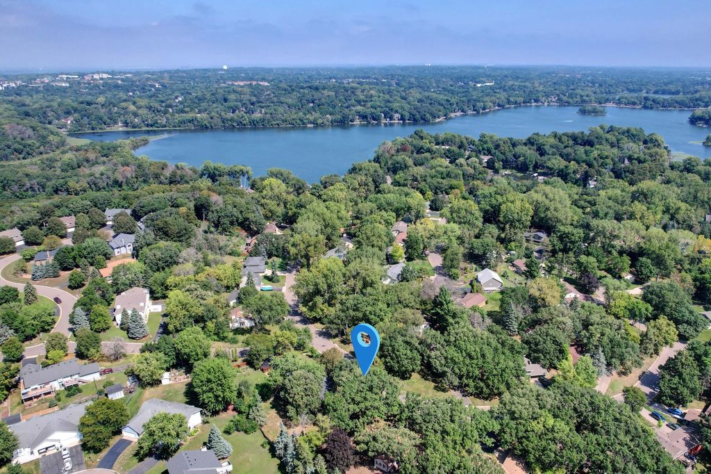 16015 Oak Shore Drive, Lakeville, MN 55044 — photo 3