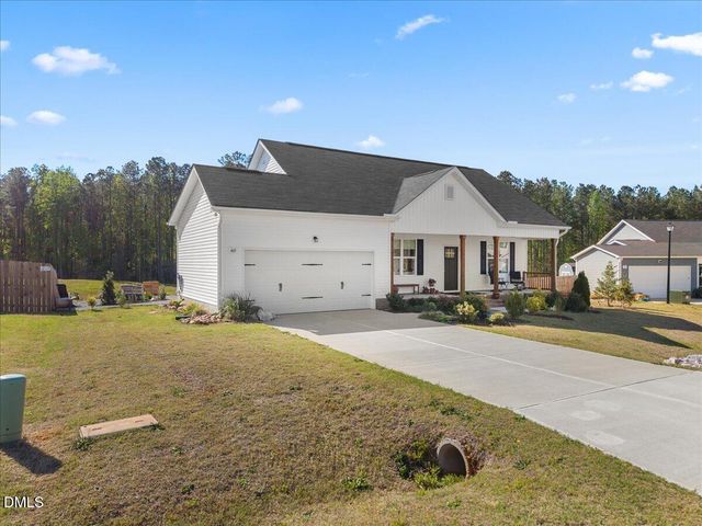 469 Olde Place Drive, Zebulon, NC 27597